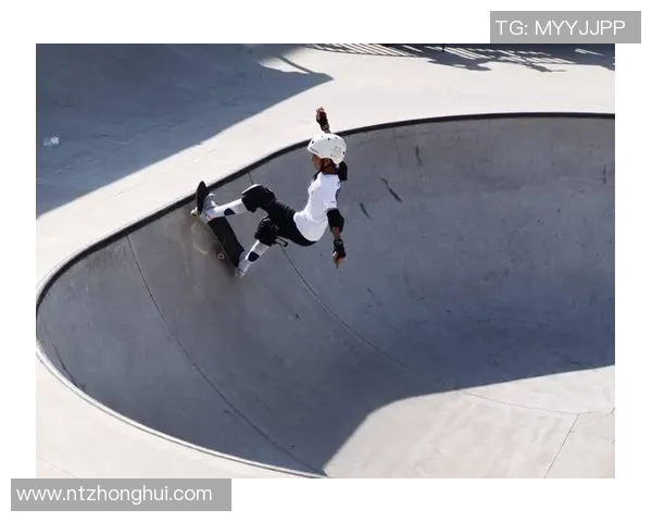 深圳滑板队勇闯极限运动会展现拼搏精神与逆袭传奇之路